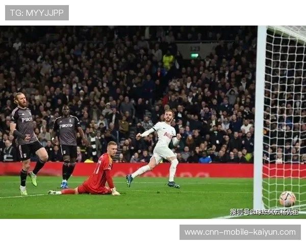 富勒姆中路推进更加大胆,直塞尝试增多 富勒姆中路推进更加大胆,直塞尝试增多