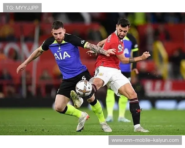 曼联争四战役进入白热化,热刺成关键对手 曼联争四战役进入白热化,热刺成关键对手